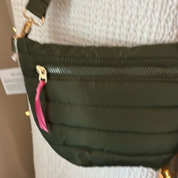 Pretty Simple Jolie Puffer Bum Bag in Olive - Picture 4 of 7